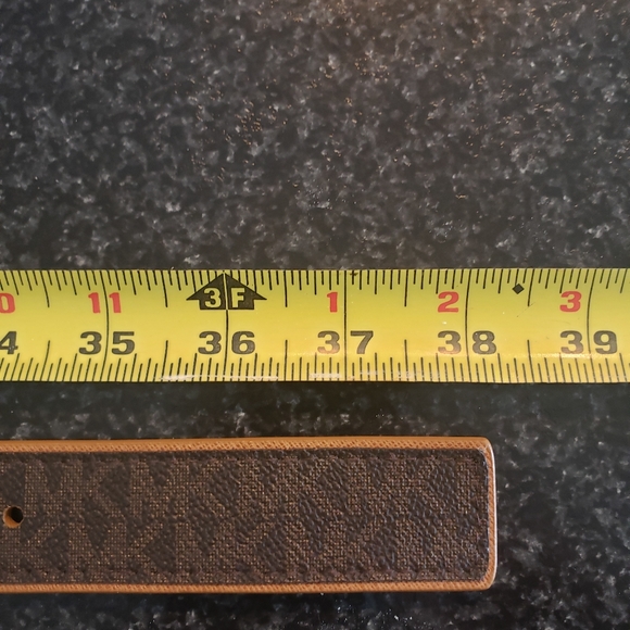 MICHAEL KORS BELT. Leather small - Picture 8 of 8